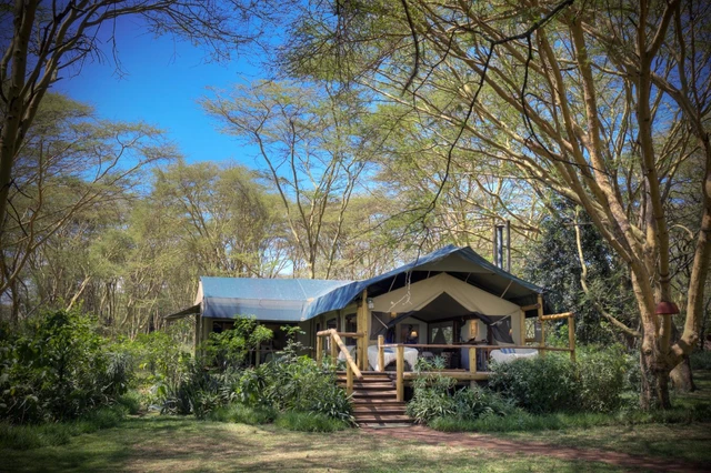 Sirikoi Lodge · 外观与环境