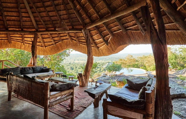 Mihingo Lodge · 餐厅与用餐环境