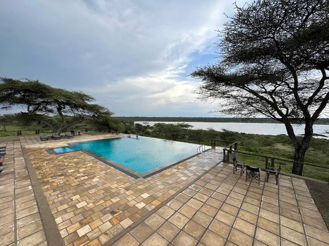 Lake Masek Tented Lodge · 泳池