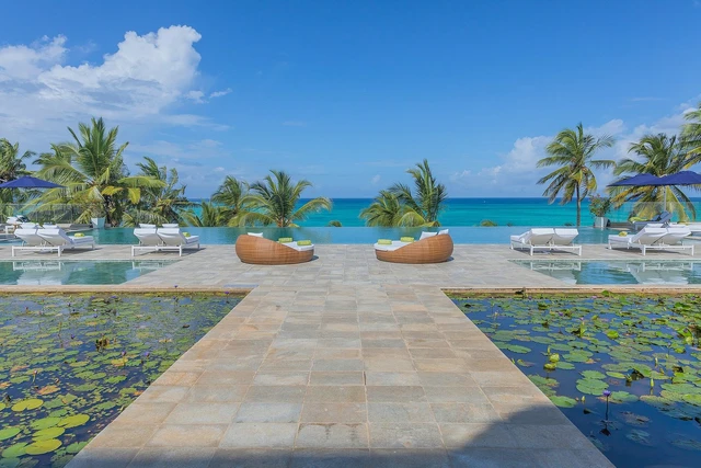 Meliá Zanzibar Hotel · 露台与景观
