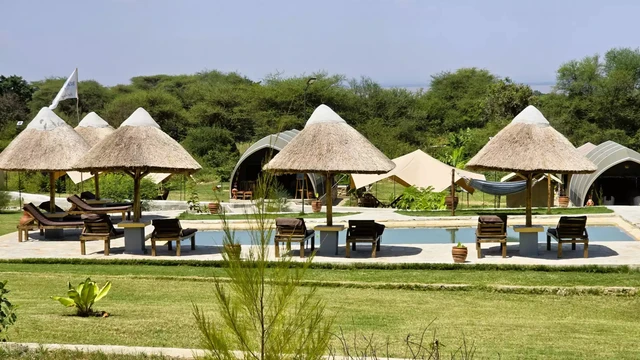 Africa Safari Rift Valley Camp · 泳池