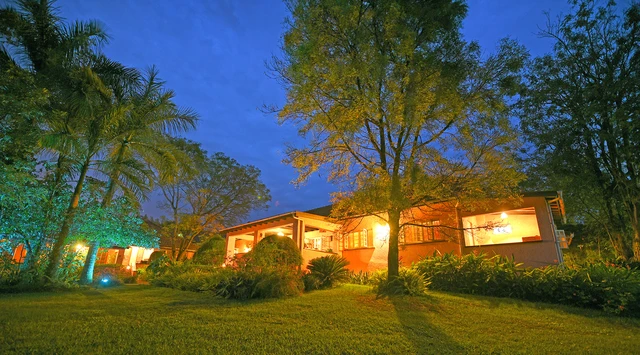 The Boma Hotel · 外观与环境