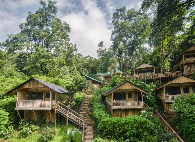 Buhoma Lodge · 外观与环境